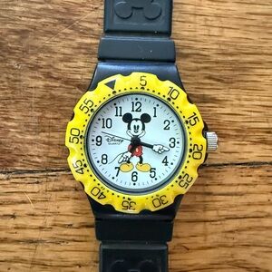 Vintage 90s Mickey Mouse Watch